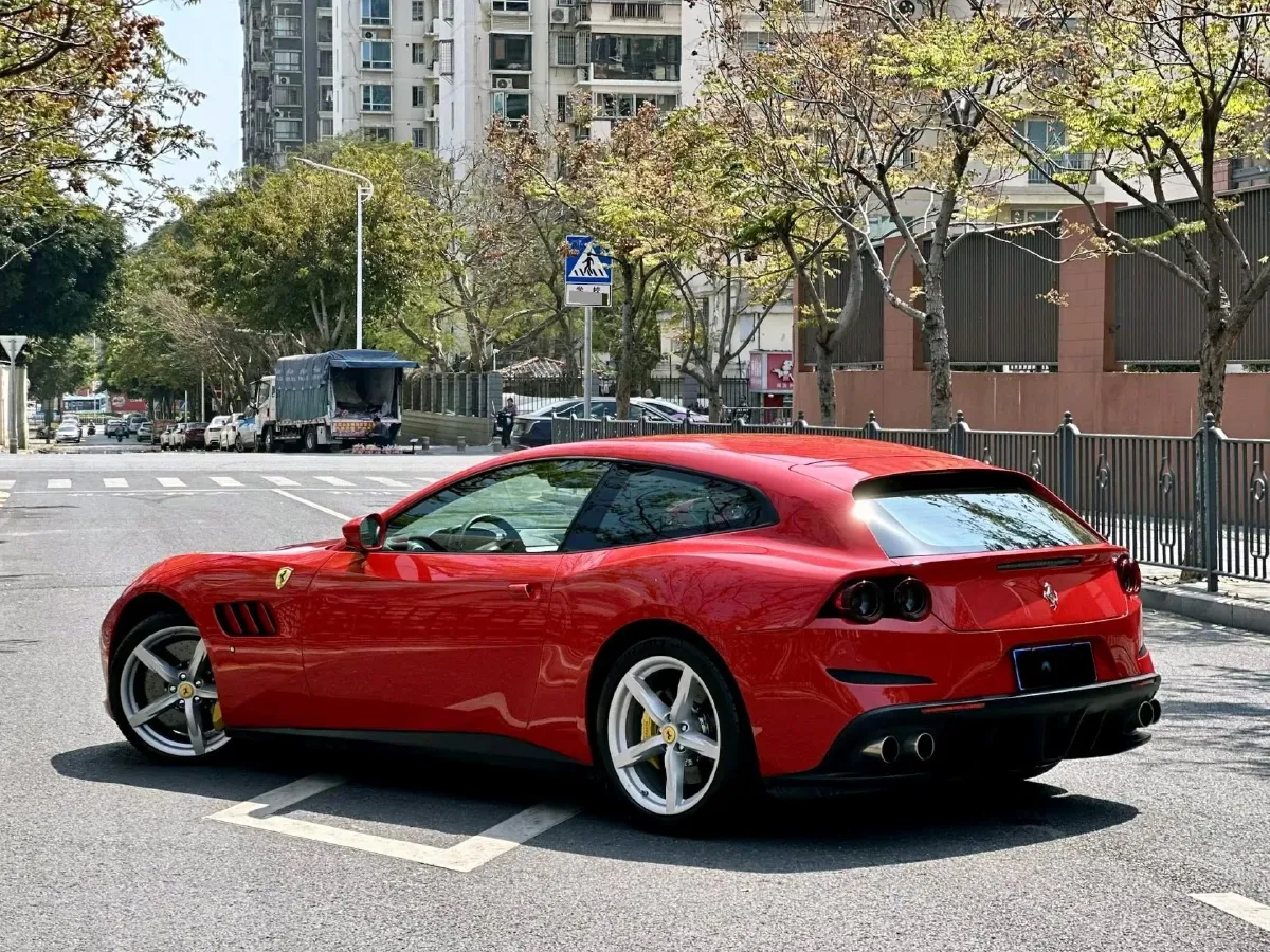 2017 Ferrari GTC4 Lusso 3.9T 609HP V8 7DCT,autocango,china used car exporter,china ev exporter,chinese used car exporter,chinese used ev exporter