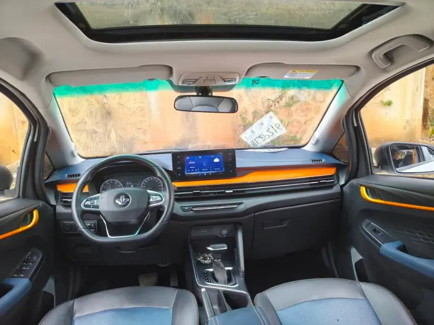 2022 Livan X3 PRO 1.5L 113HP L4 CVT,autocango,china used car exporter,china ev exporter,chinese used car exporter,chinese used ev exporter