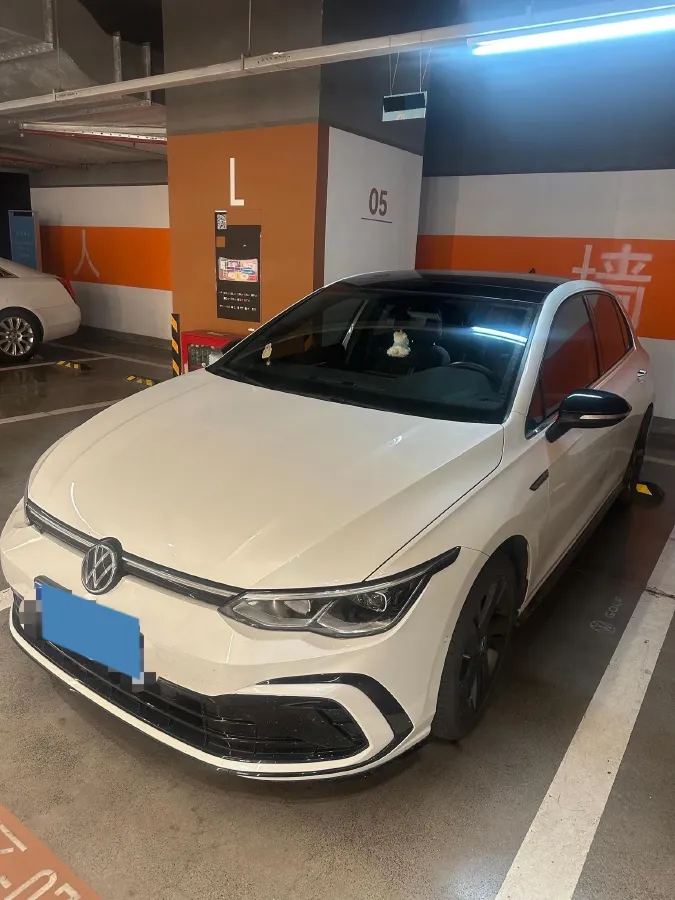 2023 Volkswagen Golf 1.4T 150HP L4 7DCT,autocango,china used car exporter,china ev exporter,chinese used car exporter,chinese used ev exporter