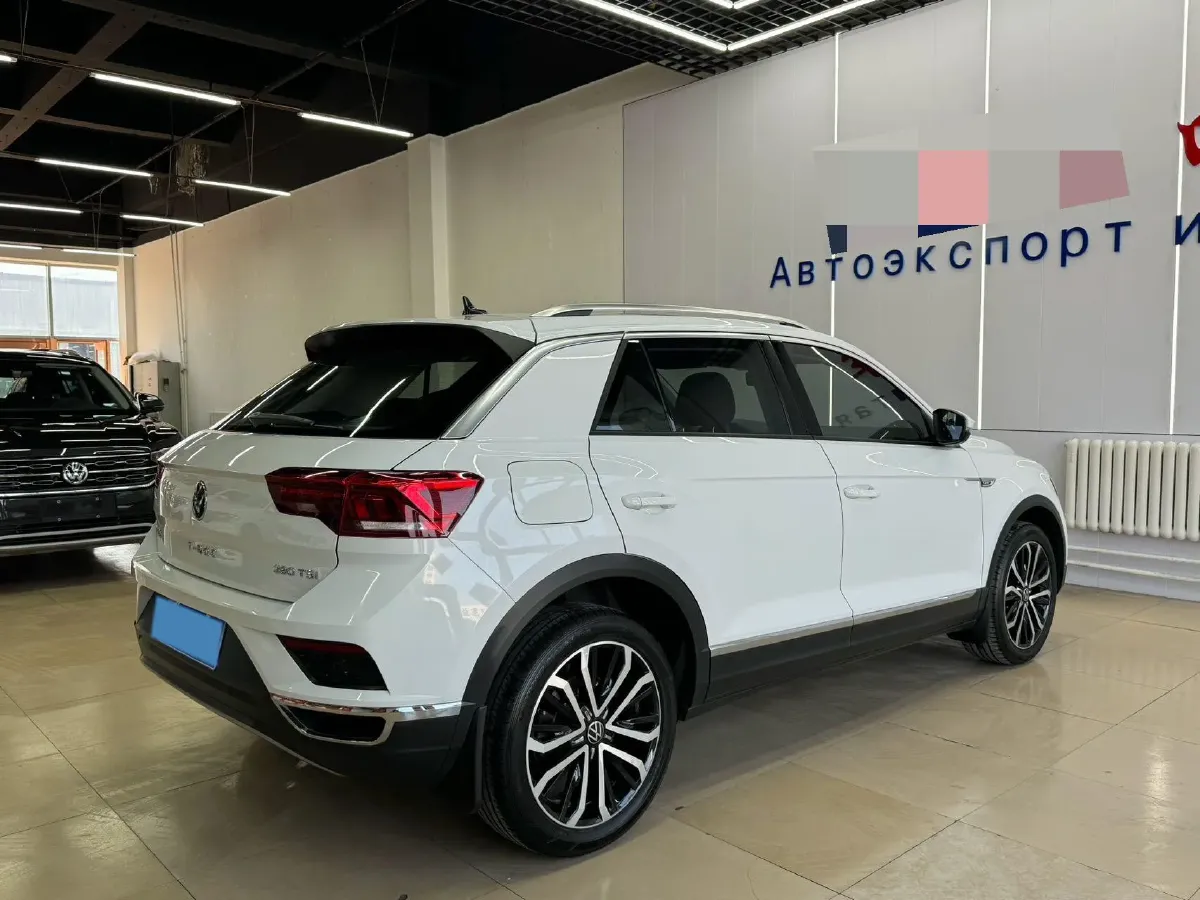 2022 Volkswagen T-Roc 1.4T 150HP L4 7DCT,autocango,china used car exporter,china ev exporter,chinese used car exporter,chinese used ev exporter