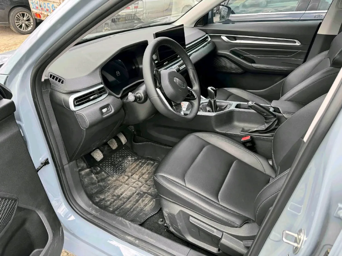 2025 Geely Emgrand 1.5L 127HP L4 5MT,autocango,china used car exporter,china ev exporter,chinese used car exporter,chinese used ev exporter