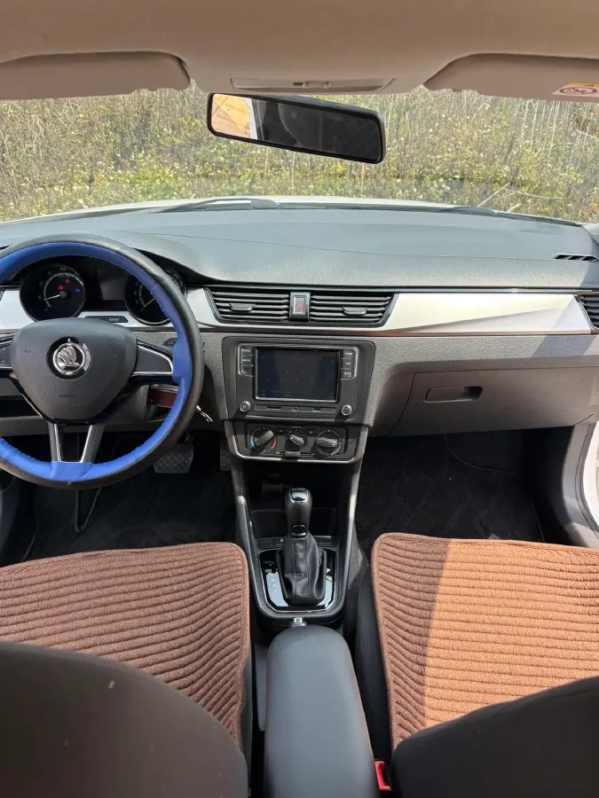 2020 DongFeng Aeolus YiXuan 1.5T 150HP L4 6DCT,autocango,china used car exporter,china ev exporter,chinese used car exporter,chinese used ev exporter