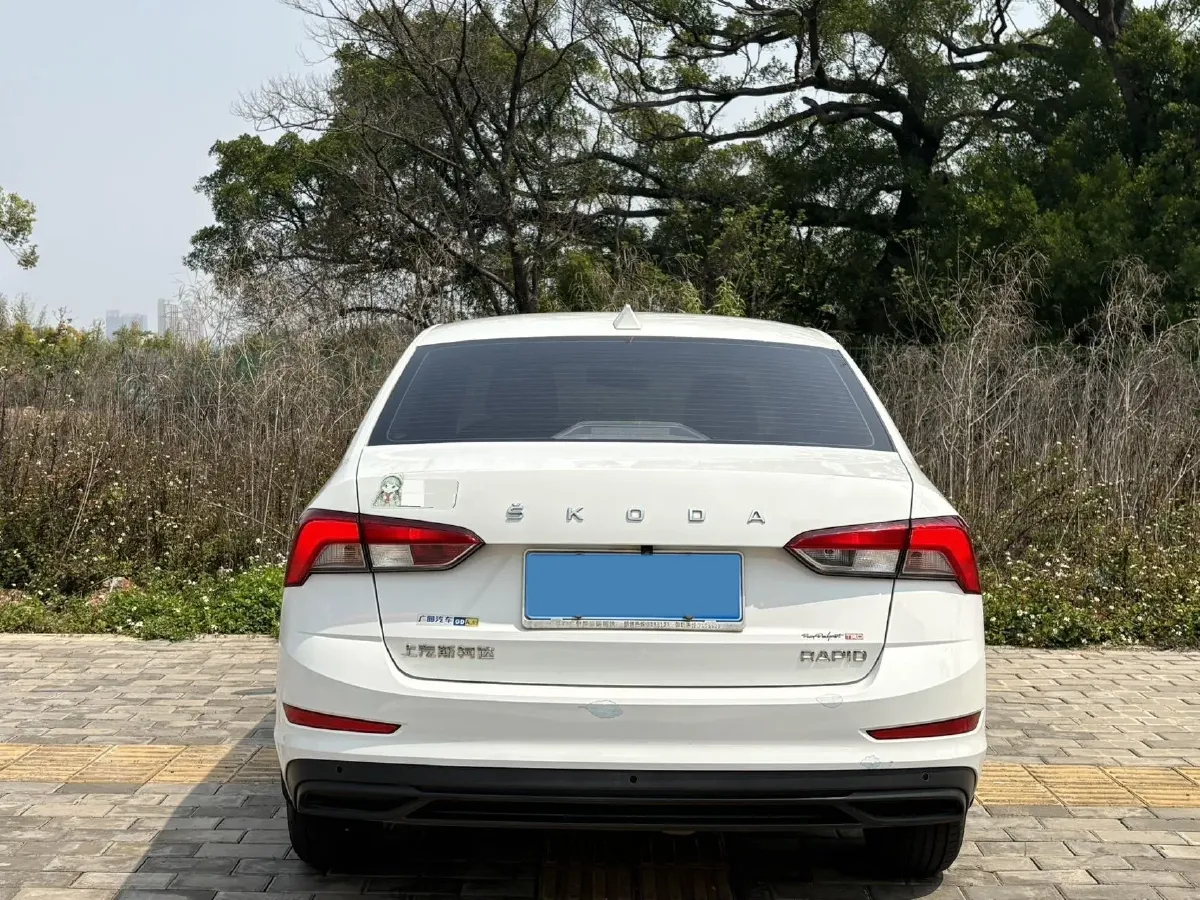 2020 DongFeng Aeolus YiXuan 1.5T 150HP L4 6DCT,autocango,china used car exporter,china ev exporter,chinese used car exporter,chinese used ev exporter