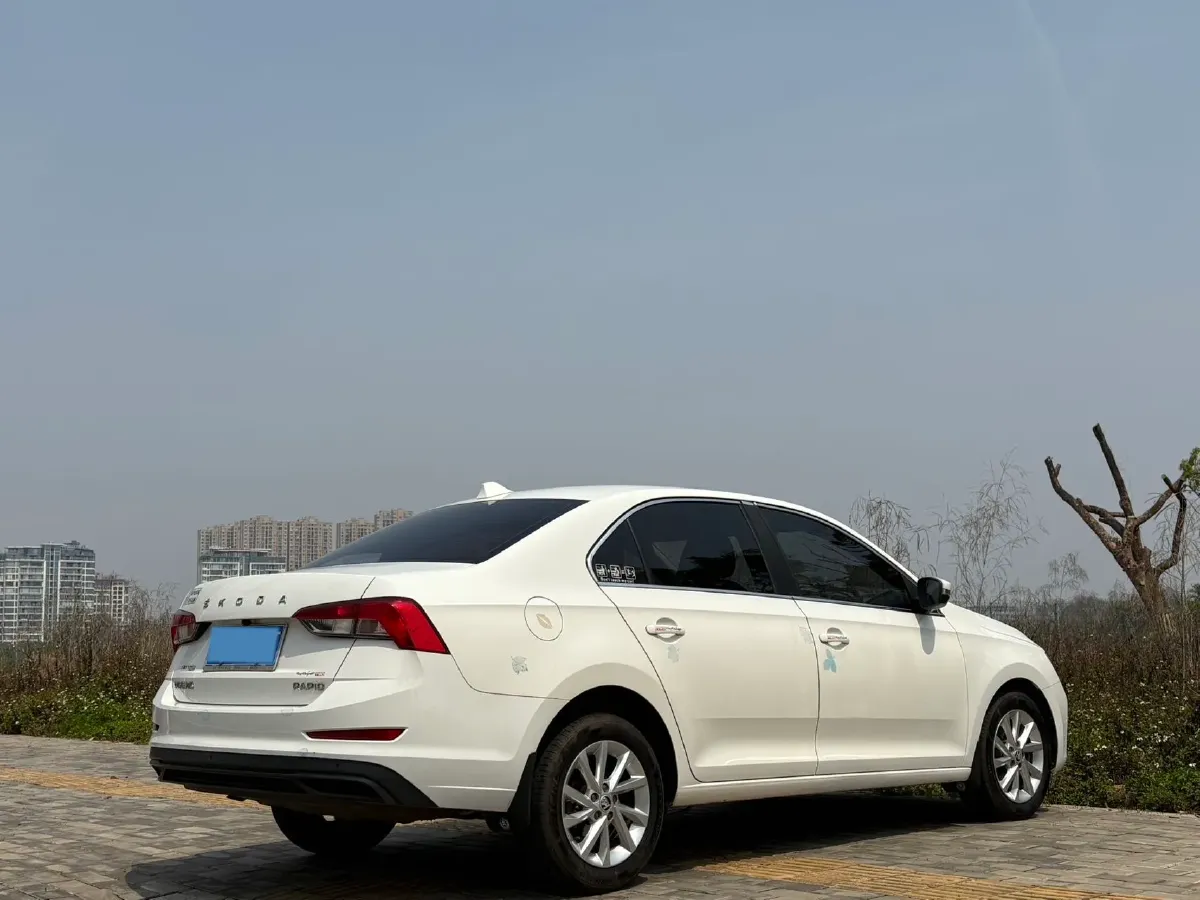 2020 DongFeng Aeolus YiXuan 1.5T 150HP L4 6DCT,autocango,china used car exporter,china ev exporter,chinese used car exporter,chinese used ev exporter
