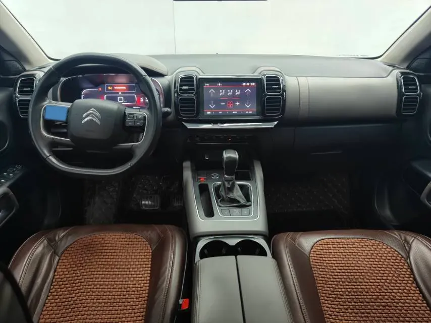 2017 Citroen C5 Aircross 1.6T 167HP L4 6AT,autocango,china used car exporter,china ev exporter,chinese used car exporter,chinese used ev exporter