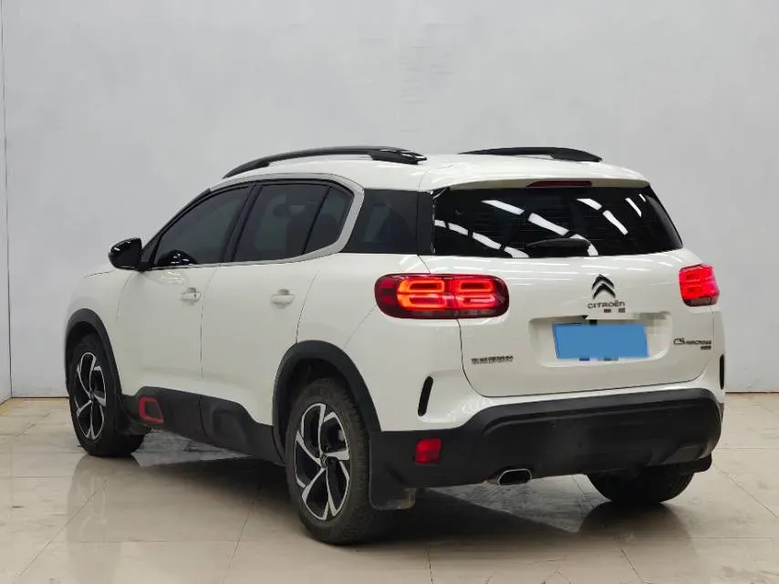 2017 Citroen C5 Aircross 1.6T 167HP L4 6AT,autocango,china used car exporter,china ev exporter,chinese used car exporter,chinese used ev exporter