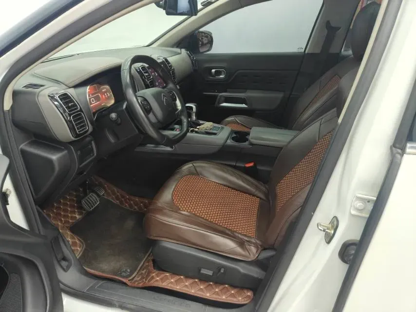 2017 Citroen C5 Aircross 1.6T 167HP L4 6AT,autocango,china used car exporter,china ev exporter,chinese used car exporter,chinese used ev exporter