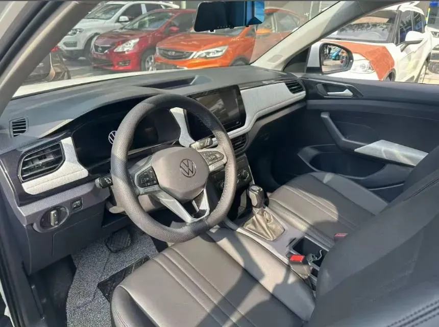 2025 Volkswagen Tharu 1.5L 110HP L4 6AT,autocango,china used car exporter,china ev exporter,chinese used car exporter,chinese used ev exporter