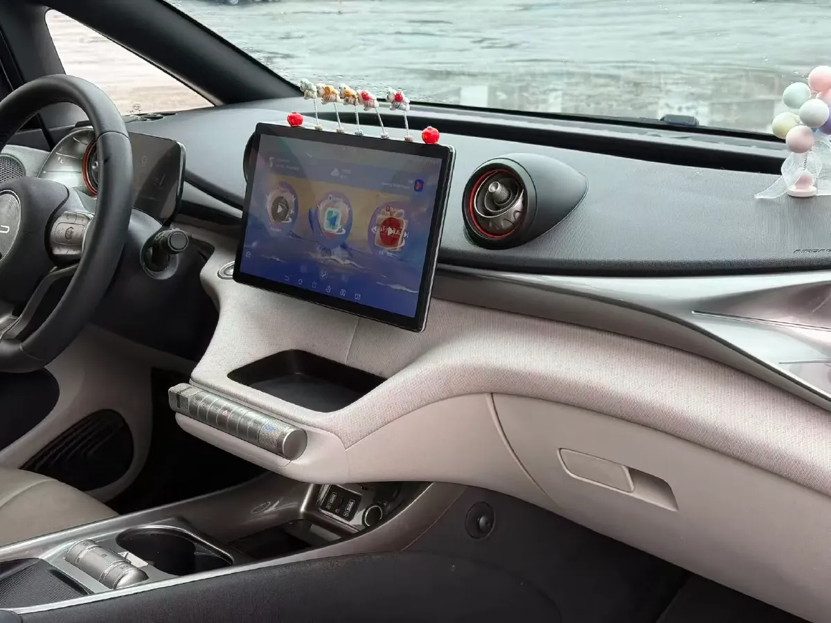 2021 Ford Escort 1.5L 122HP L3 6AT,autocango,china used car exporter,china ev exporter,chinese used car exporter,chinese used ev exporter