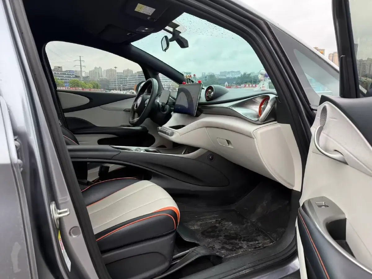 2021 Ford Escort 1.5L 122HP L3 6AT,autocango,china used car exporter,china ev exporter,chinese used car exporter,chinese used ev exporter