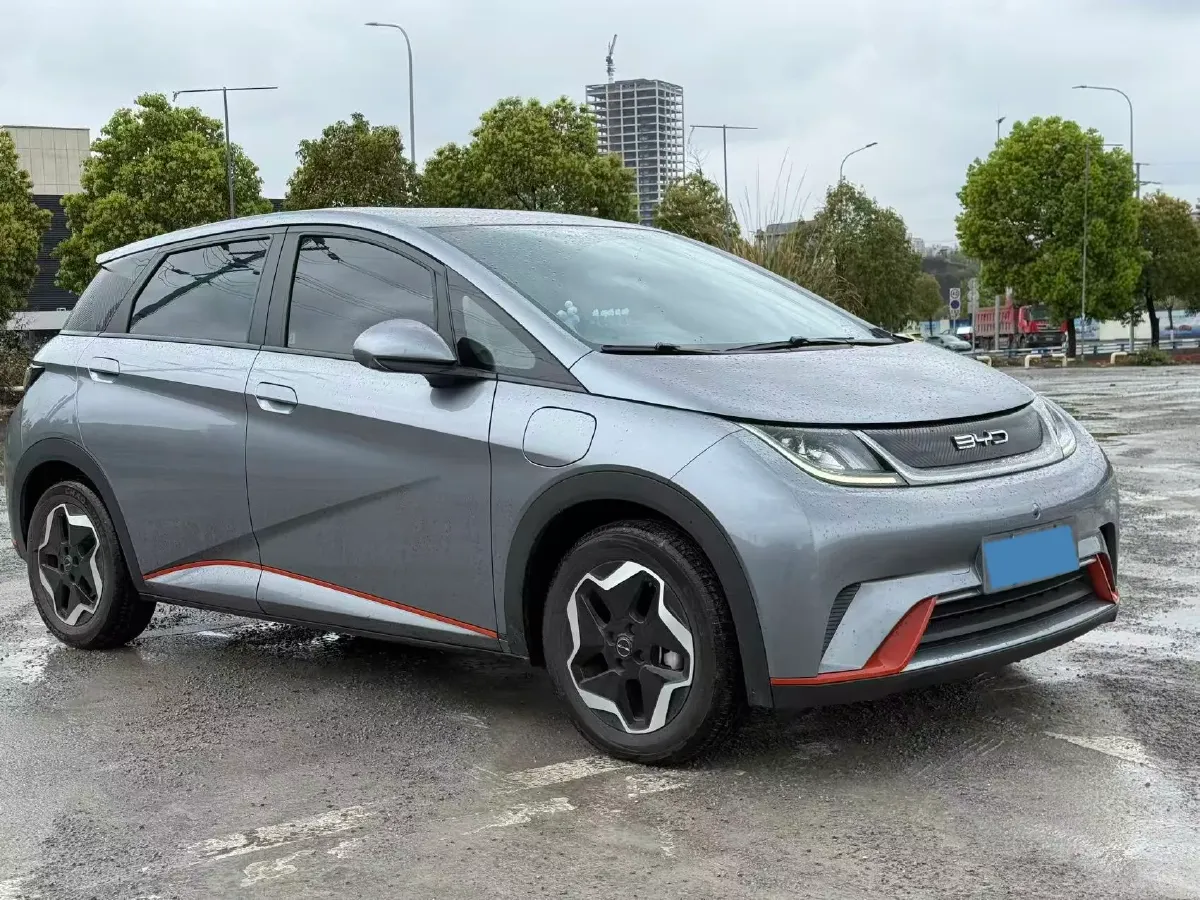 2021 Ford Escort 1.5L 122HP L3 6AT,autocango,china used car exporter,china ev exporter,chinese used car exporter,chinese used ev exporter