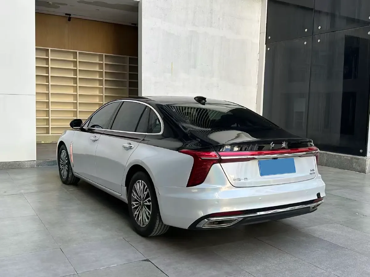 2023 HongQi H5 1.5T 169HP L4 7DCT,autocango,china used car exporter,china ev exporter,chinese used car exporter,chinese used ev exporter