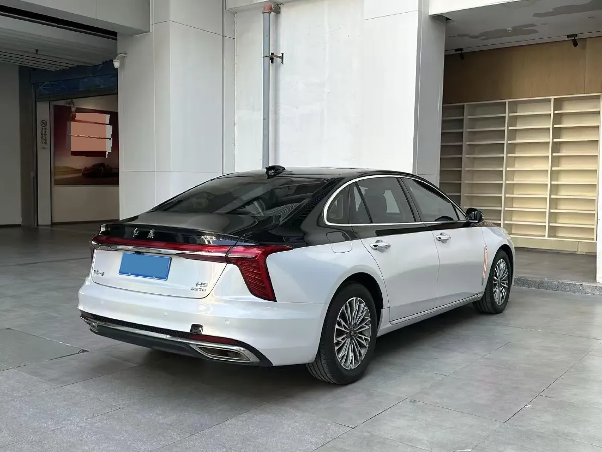 2023 HongQi H5 1.5T 169HP L4 7DCT,autocango,china used car exporter,china ev exporter,chinese used car exporter,chinese used ev exporter