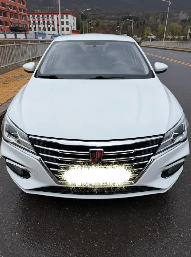 2019 Roewe i5 1.5L 120HP L4 5MT,autocango,china used car exporter,china ev exporter,chinese used car exporter,chinese used ev exporter
