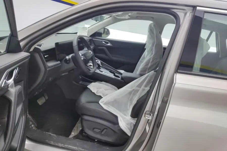 2023 Roewe RX5 1.5T 188HP L4 AMT PHEV 12.3KWH,autocango,china used car exporter,china ev exporter,chinese used car exporter,chinese used ev exporter