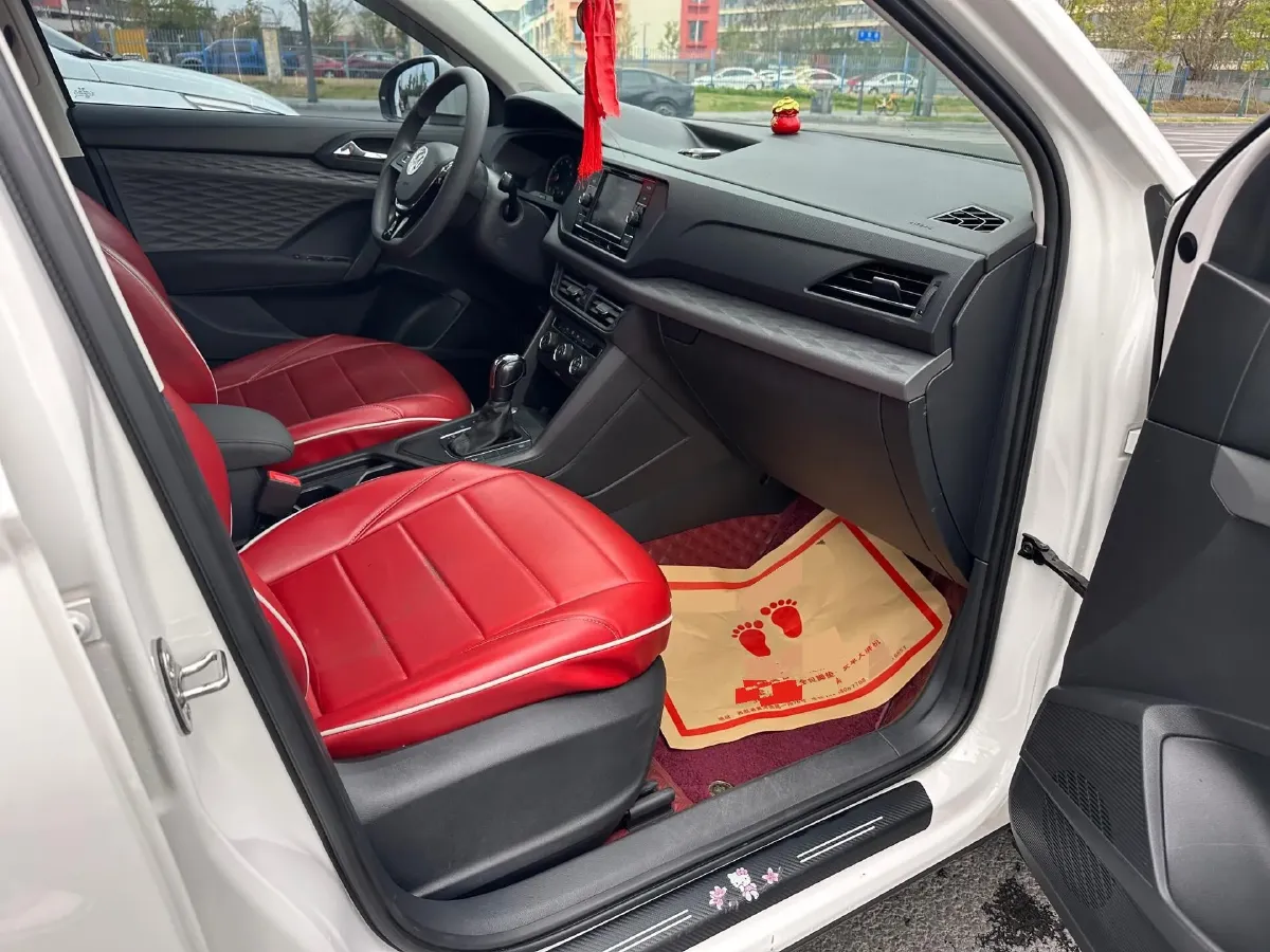 2019 Jeep Compass 1.4T 165HP L4 7DCT,autocango,china used car exporter,china ev exporter,chinese used car exporter,chinese used ev exporter