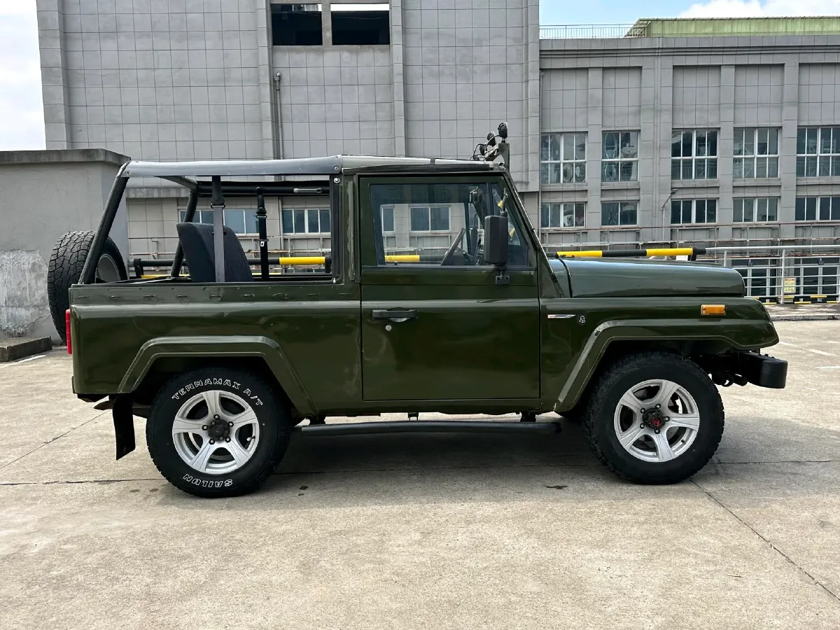 2016 BAW Battle Flag 2.0L 102HP L4 5MT,autocango,china used car exporter,china ev exporter,chinese used car exporter,chinese used ev exporter