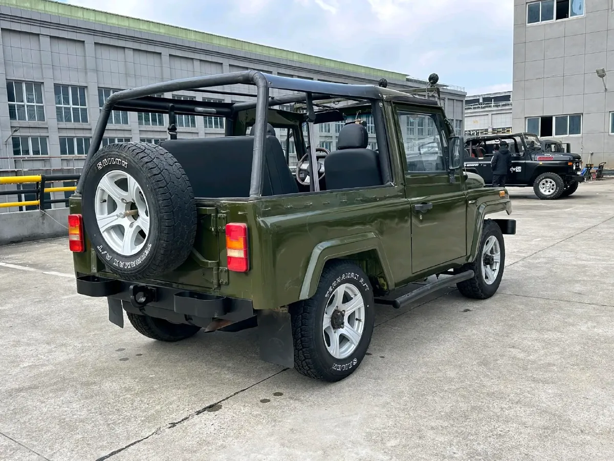 2016 BAW Battle Flag 2.0L 102HP L4 5MT,autocango,china used car exporter,china ev exporter,chinese used car exporter,chinese used ev exporter