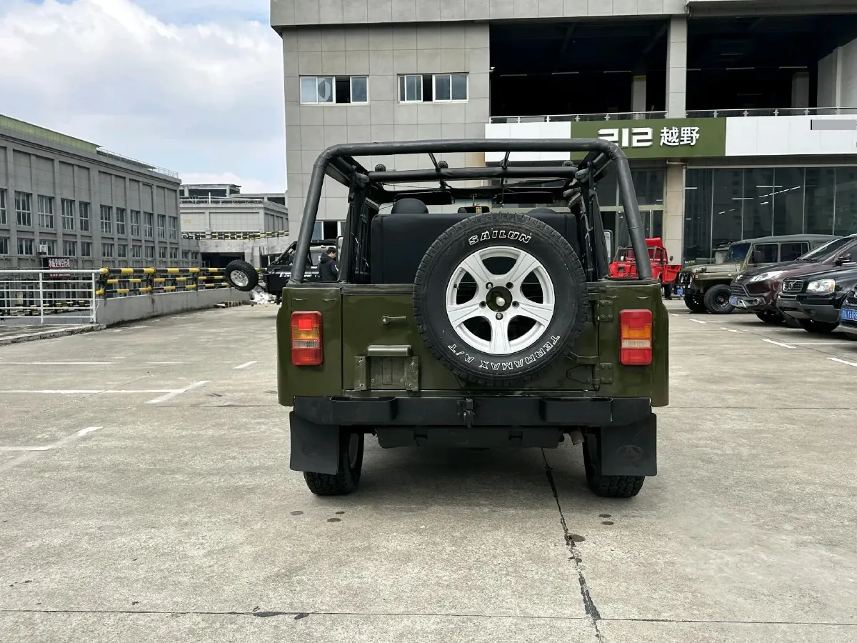 2016 BAW Battle Flag 2.0L 102HP L4 5MT,autocango,china used car exporter,china ev exporter,chinese used car exporter,chinese used ev exporter