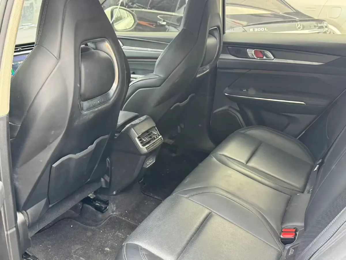 2021 LYNK&CO 01 2.0T 218HP L4 8AT,autocango,china used car exporter,china ev exporter,chinese used car exporter,chinese used ev exporter