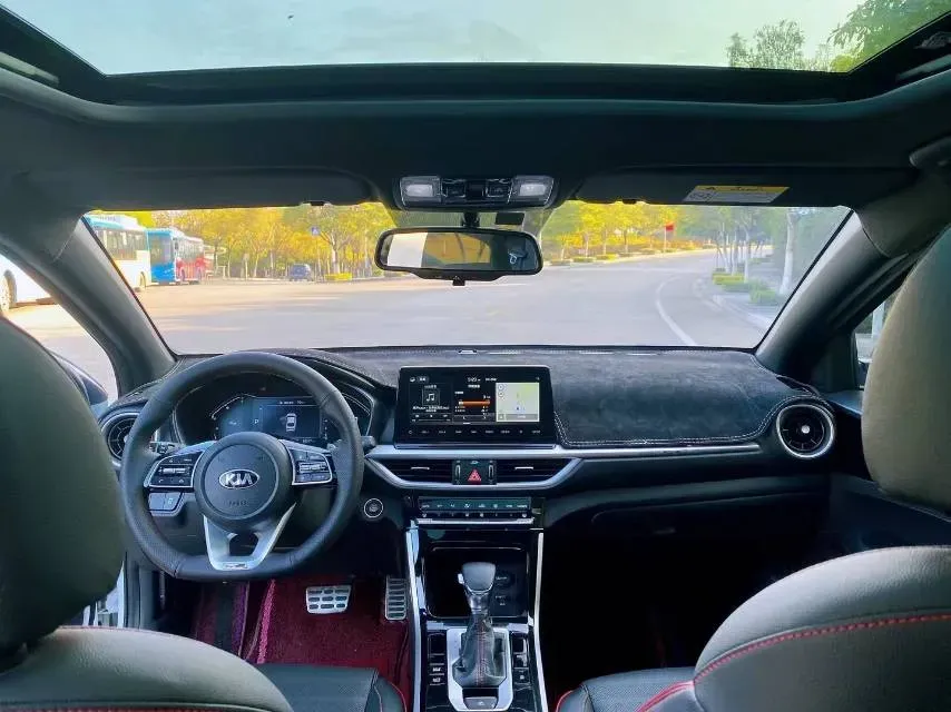 2019 Kia K3 1.4T 130HP L4 7DCT,autocango,china used car exporter,china ev exporter,chinese used car exporter,chinese used ev exporter