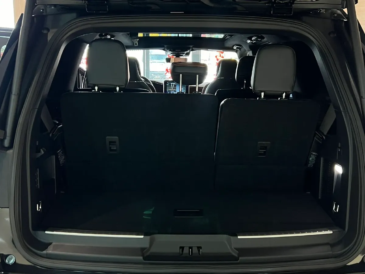 2020 Lincoln Navigator 3.5T 388HP V6 10AT,autocango,china used car exporter,china ev exporter,chinese used car exporter,chinese used ev exporter