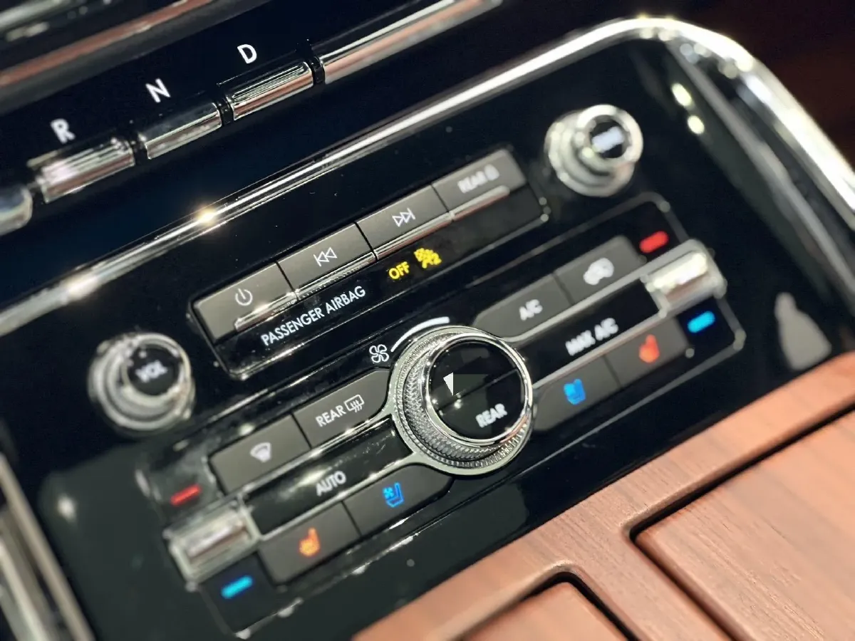 2020 Lincoln Navigator 3.5T 388HP V6 10AT,autocango,china used car exporter,china ev exporter,chinese used car exporter,chinese used ev exporter