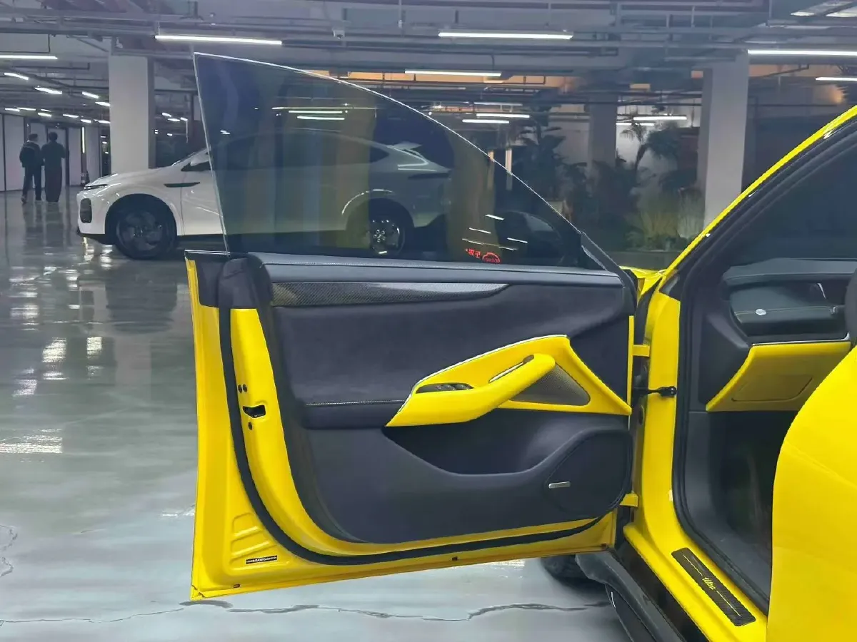 2025 MI SU7 Ultra BEV 93.7KWH,autocango,china used car exporter,china ev exporter,chinese used car exporter,chinese used ev exporter