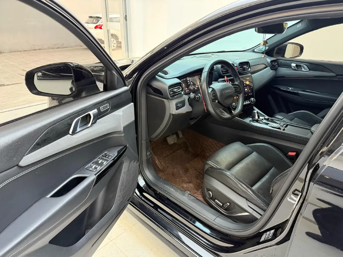 2021 LYNK&CO 03 2.0T 190HP L4 6AT,autocango,china used car exporter,china ev exporter,chinese used car exporter,chinese used ev exporter