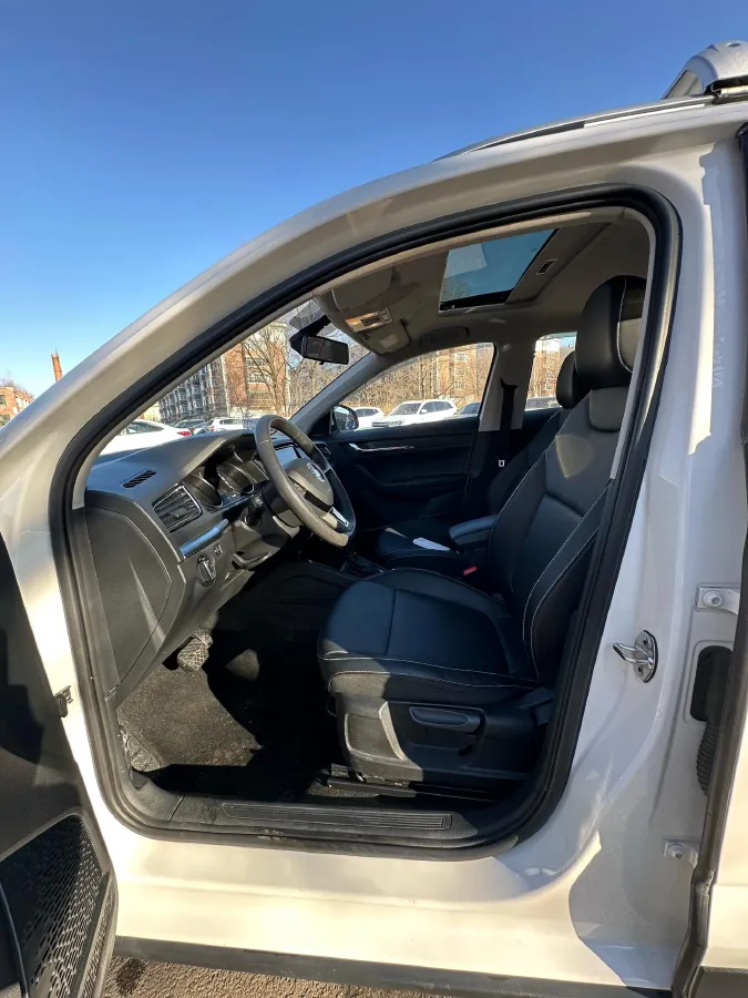 2021 Skoda Kamiq 1.5L 112HP L4 6AT,autocango,china used car exporter,china ev exporter,chinese used car exporter,chinese used ev exporter