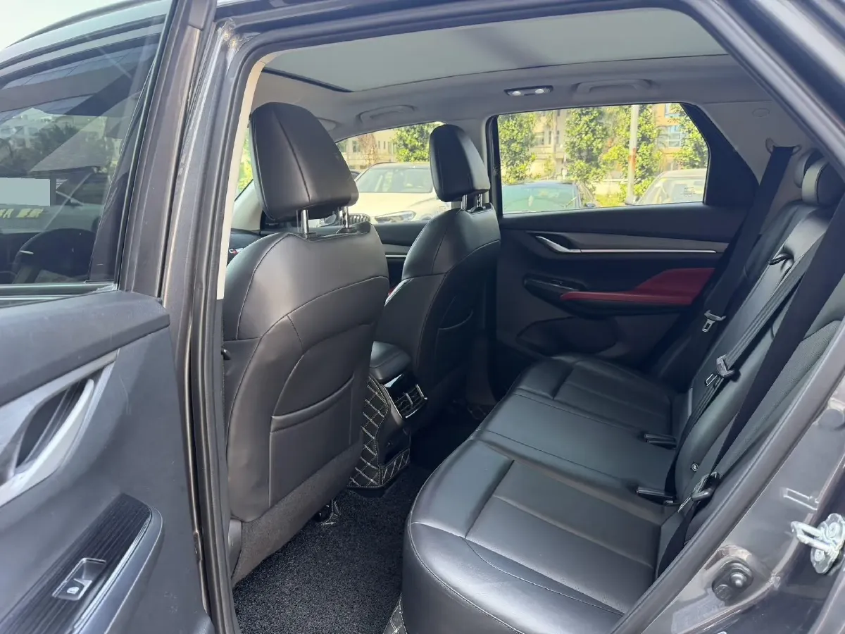 2021 ChangAn CS55 Plus 1.5T 180HP L4 7DCT,autocango,china used car exporter,china ev exporter,chinese used car exporter,chinese used ev exporter