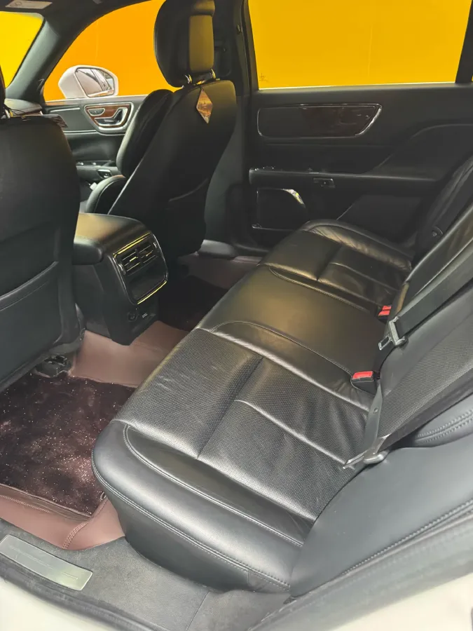 2018 Lincoln Continental 2.0T 261HP L4 6AT,autocango,china used car exporter,china ev exporter,chinese used car exporter,chinese used ev exporter