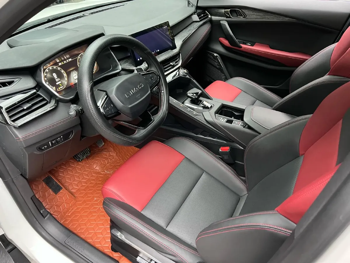 2020 LYNK&CO 06 1.5T 177HP L3 7DCT,autocango,china used car exporter,china ev exporter,chinese used car exporter,chinese used ev exporter