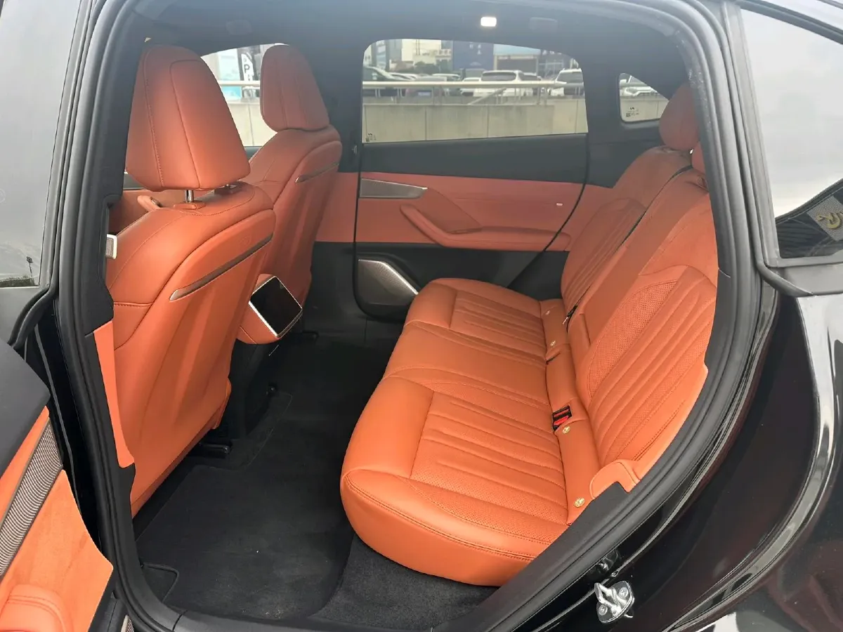 2024 ONVO L60 BEV 60KWH,autocango,china used car exporter,china ev exporter,chinese used car exporter,chinese used ev exporter