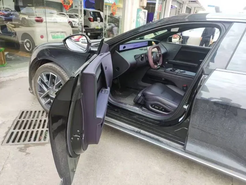 2025 Avatr 06 BEV,autocango,china used car exporter,china ev exporter,chinese used car exporter,chinese used ev exporter