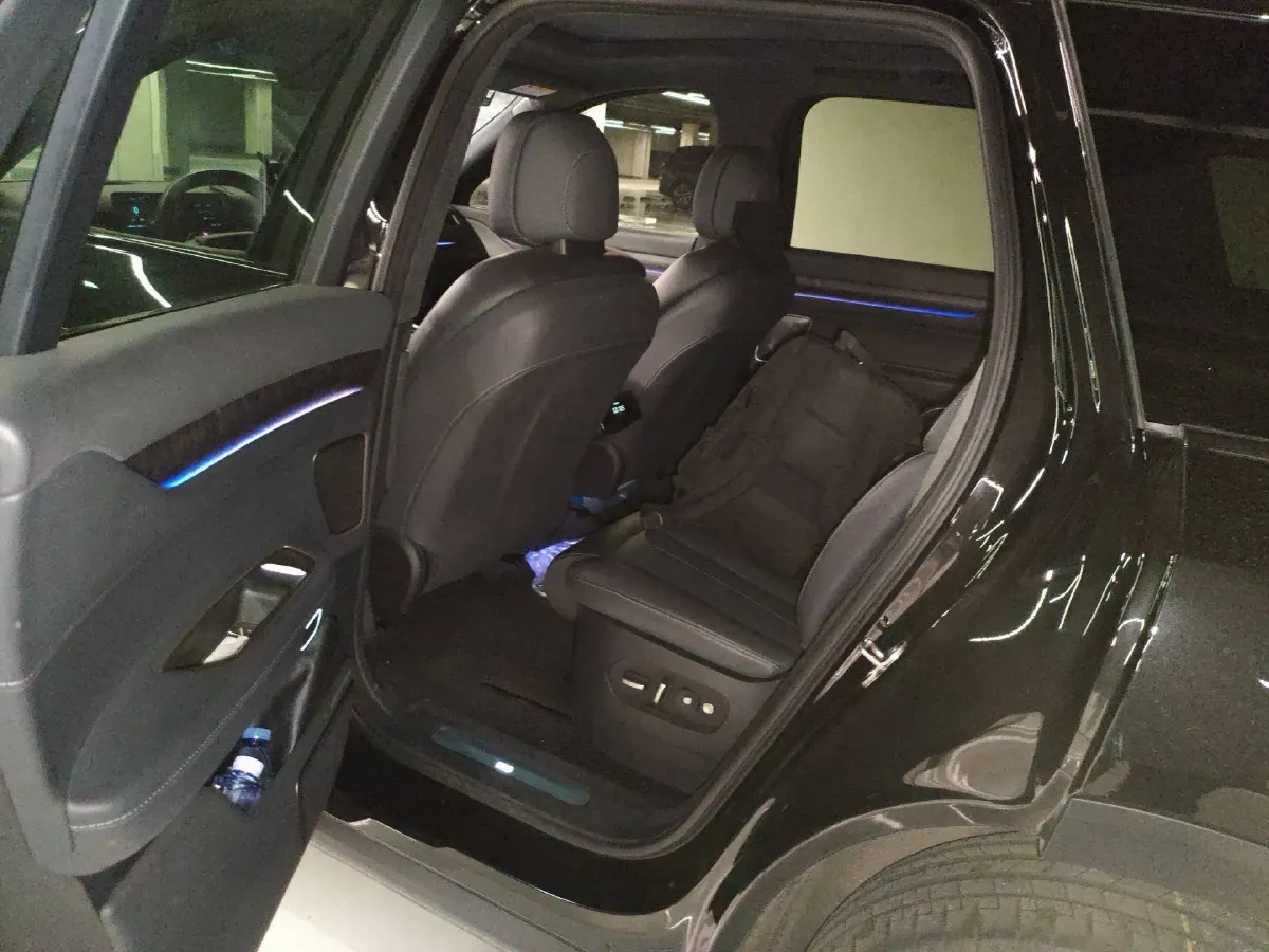 2023 NIO ES8 BEV 100KWH,autocango,china used car exporter,china ev exporter,chinese used car exporter,chinese used ev exporter