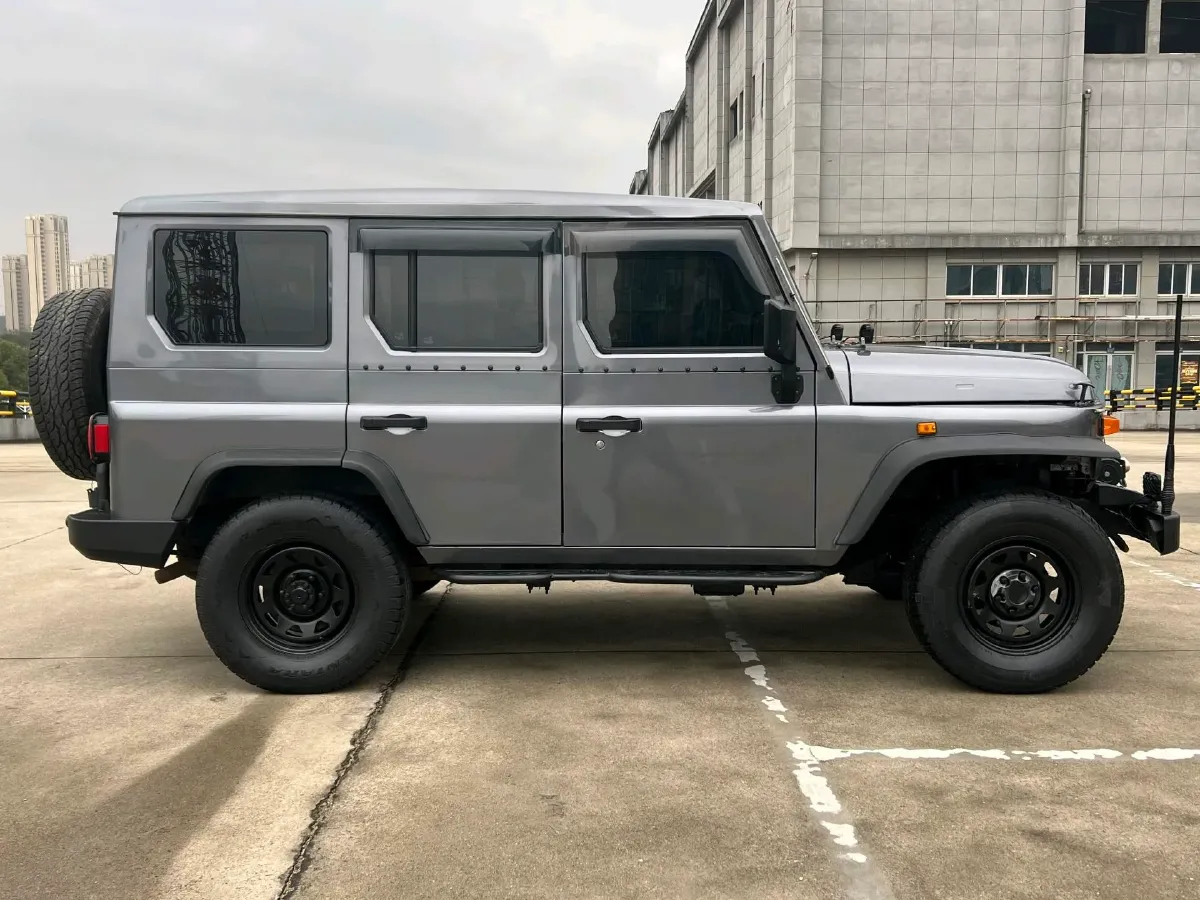 2023 BAW 212 2.4T 211HP L4 6MT,autocango,china used car exporter,china ev exporter,chinese used car exporter,chinese used ev exporter