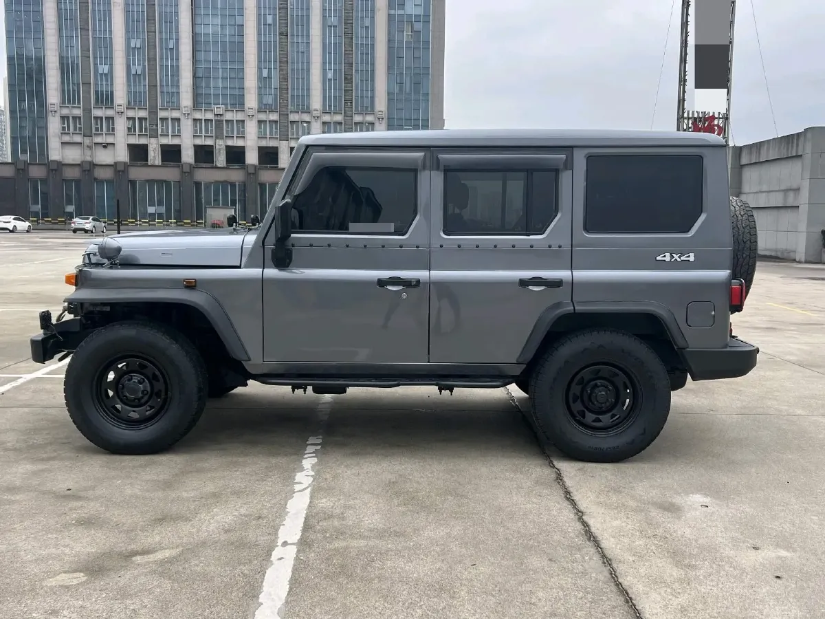 2023 BAW 212 2.4T 211HP L4 6MT,autocango,china used car exporter,china ev exporter,chinese used car exporter,chinese used ev exporter