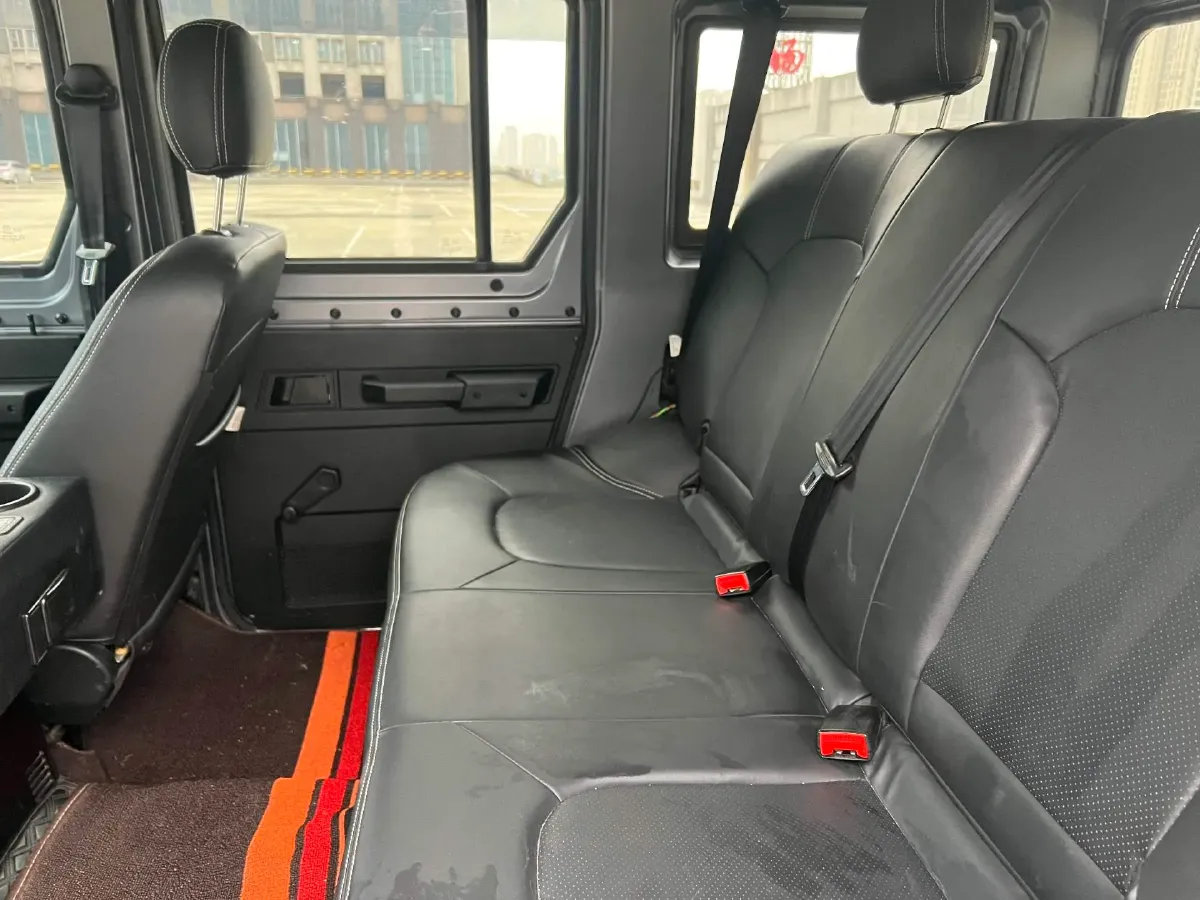 2023 BAW 212 2.4T 211HP L4 6MT,autocango,china used car exporter,china ev exporter,chinese used car exporter,chinese used ev exporter