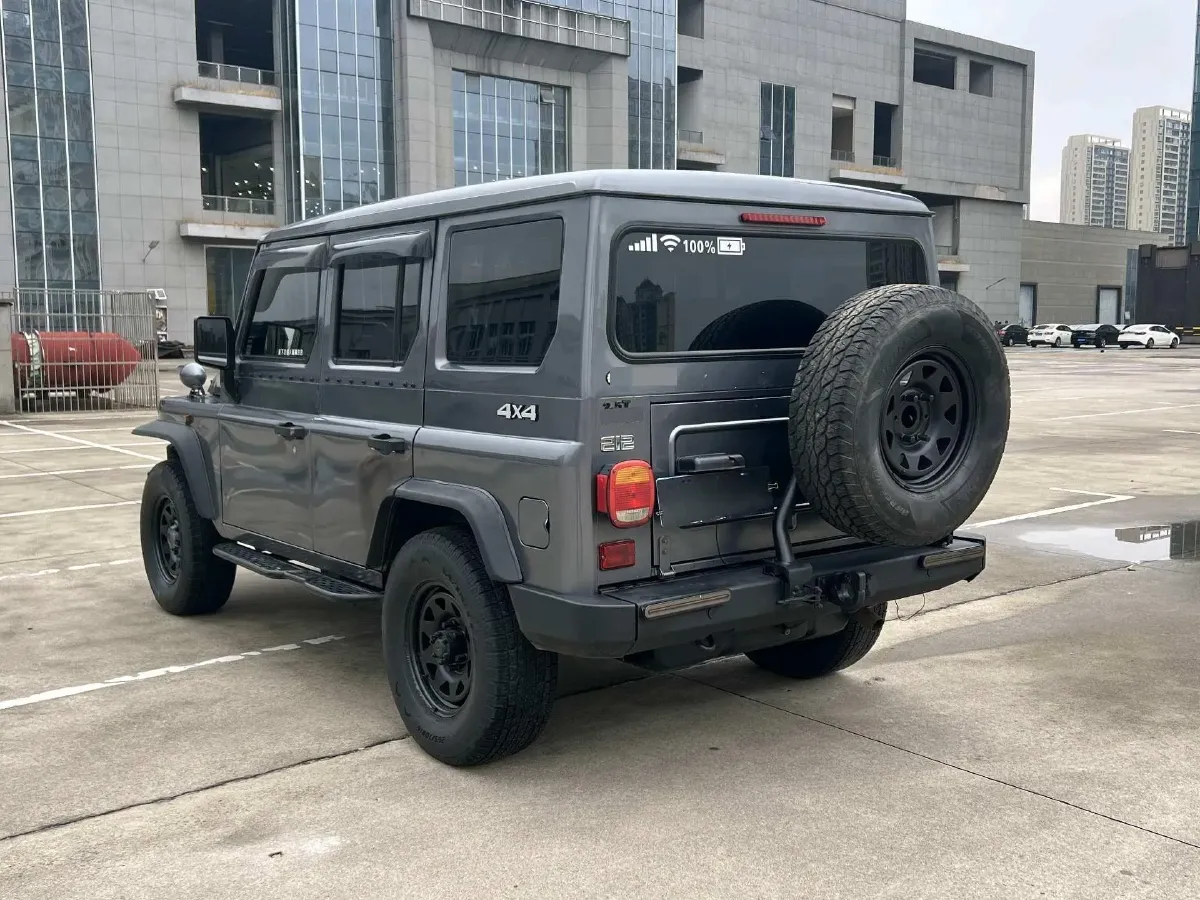 2023 BAW 212 2.4T 211HP L4 6MT,autocango,china used car exporter,china ev exporter,chinese used car exporter,chinese used ev exporter