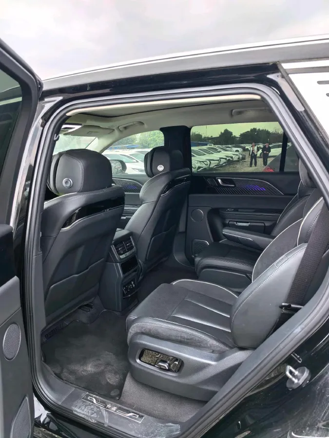 2022 HongQi E-HS9 BEV 120KWH,autocango,china used car exporter,china ev exporter,chinese used car exporter,chinese used ev exporter