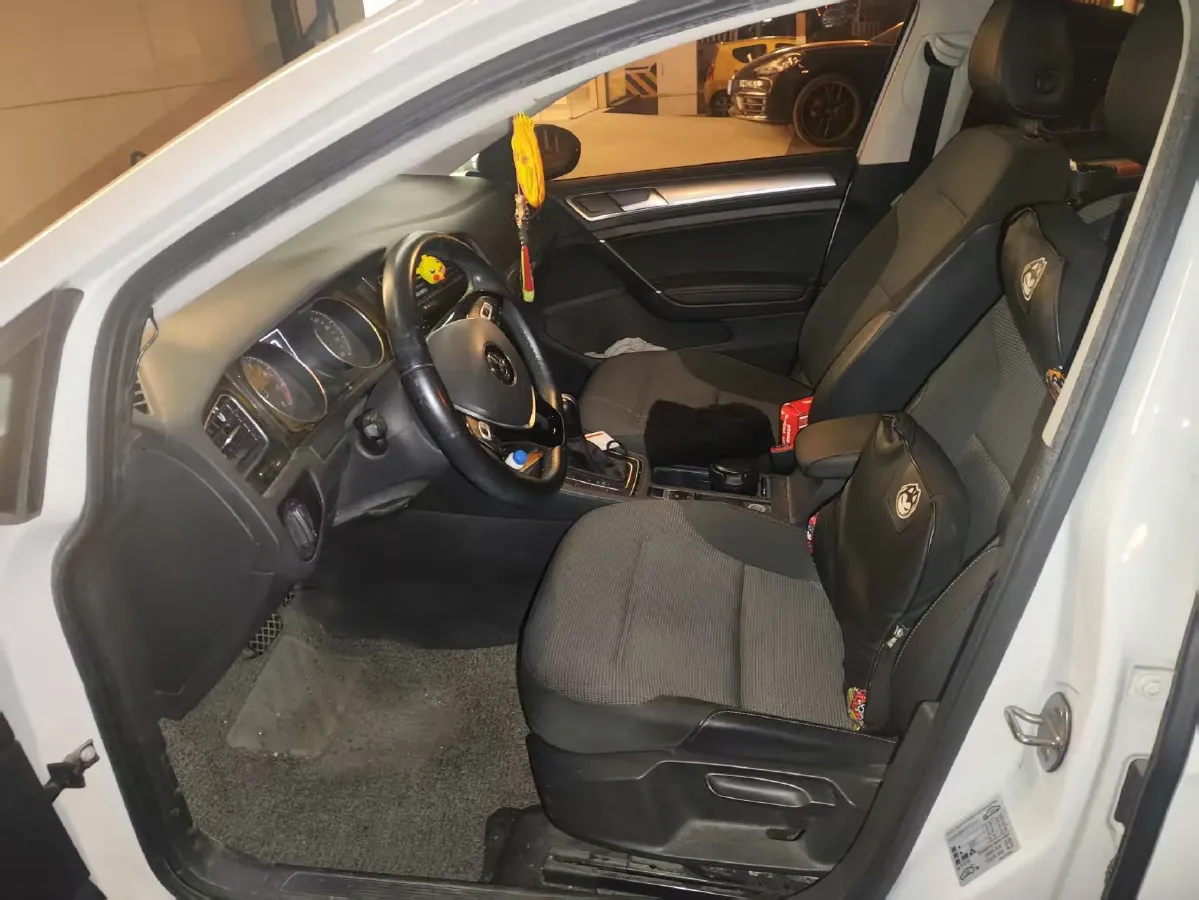 2018 Volkswagen Golf 1.6L 110HP L4 6AT,autocango,china used car exporter,china ev exporter,chinese used car exporter,chinese used ev exporter