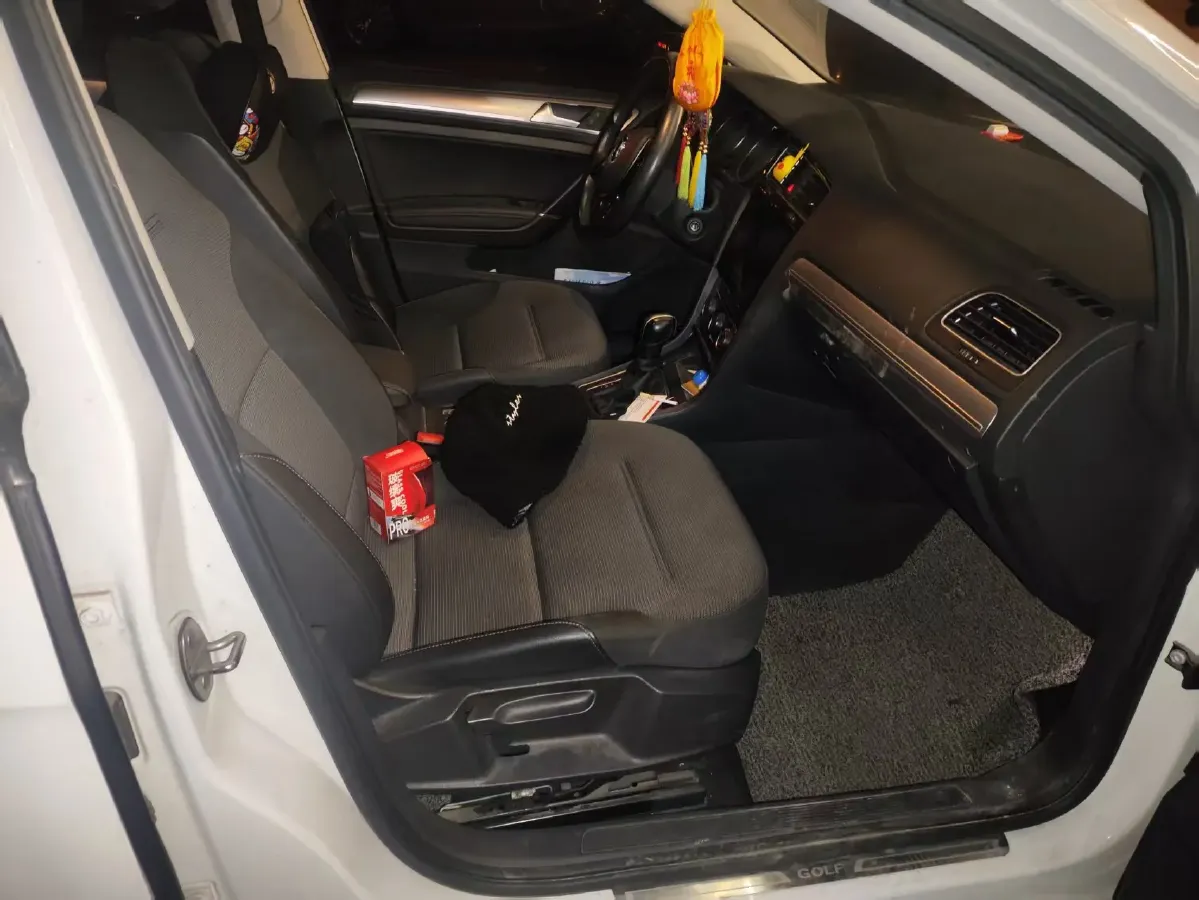 2018 Volkswagen Golf 1.6L 110HP L4 6AT,autocango,china used car exporter,china ev exporter,chinese used car exporter,chinese used ev exporter