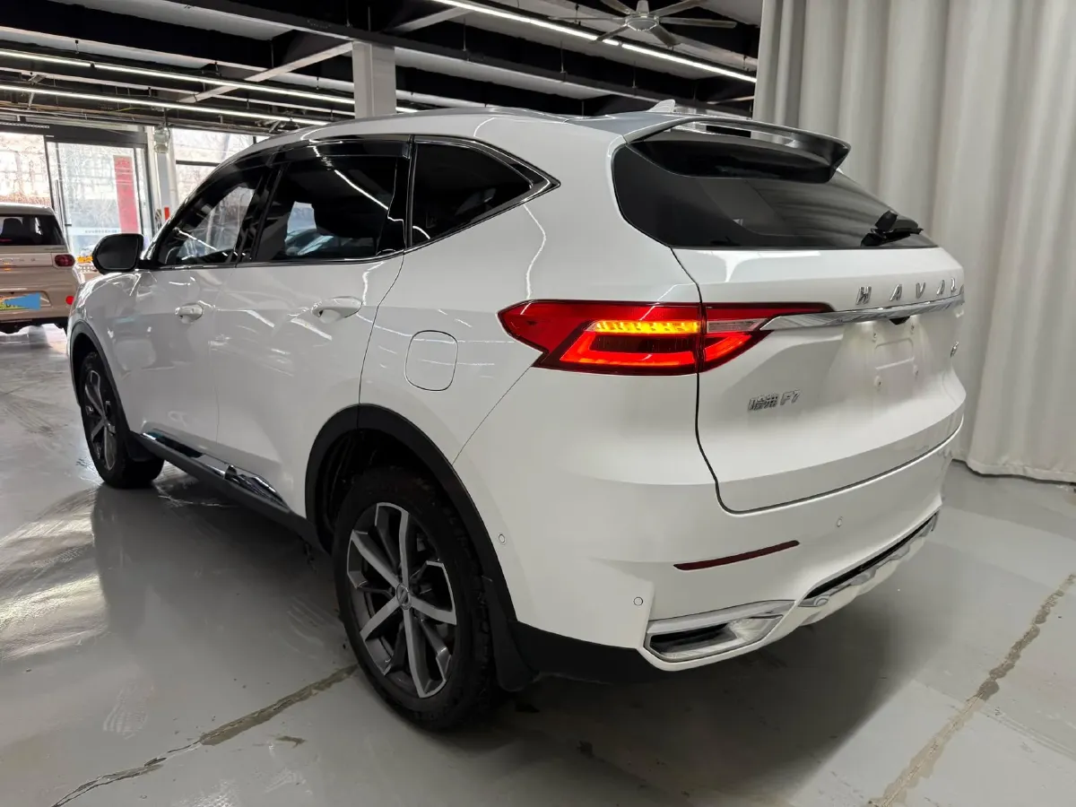 2020 Haval F7 1.5T 169HP L4 7DCT,autocango,china used car exporter,china ev exporter,chinese used car exporter,chinese used ev exporter