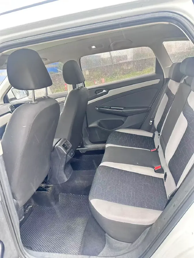 2022 Jetta VS7 1.4T 150HP L4 6AT,autocango,china used car exporter,china ev exporter,chinese used car exporter,chinese used ev exporter