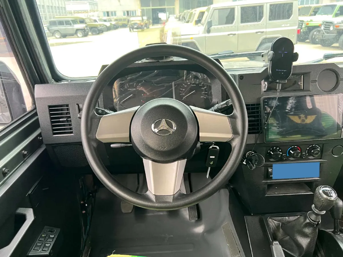 2020 BAW 212 2.4T 211HP L4 6MT,autocango,china used car exporter,china ev exporter,chinese used car exporter,chinese used ev exporter