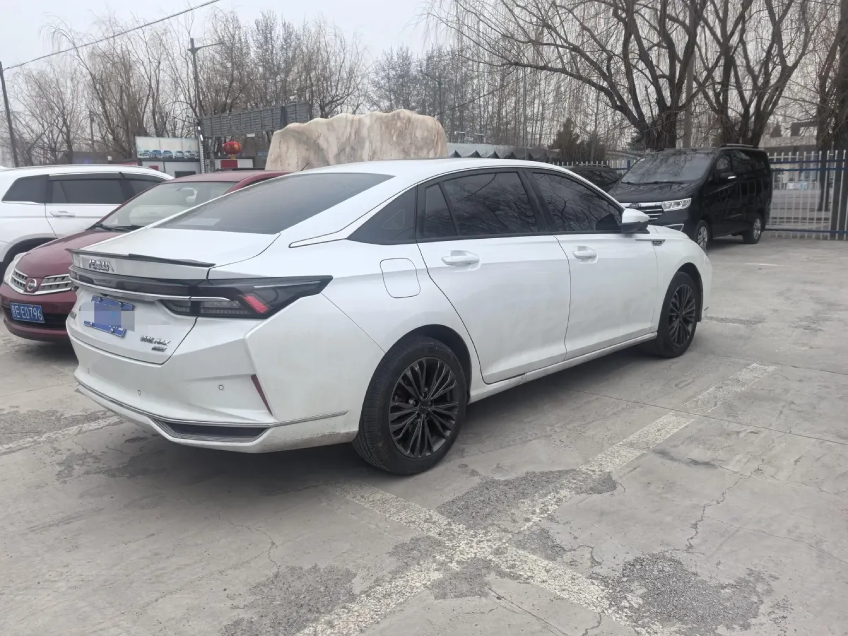2021 DongFeng Aeolus YiXuan MAX 1.5T 190HP L4 7DCT,autocango,china used car exporter,china ev exporter,chinese used car exporter,chinese used ev exporter