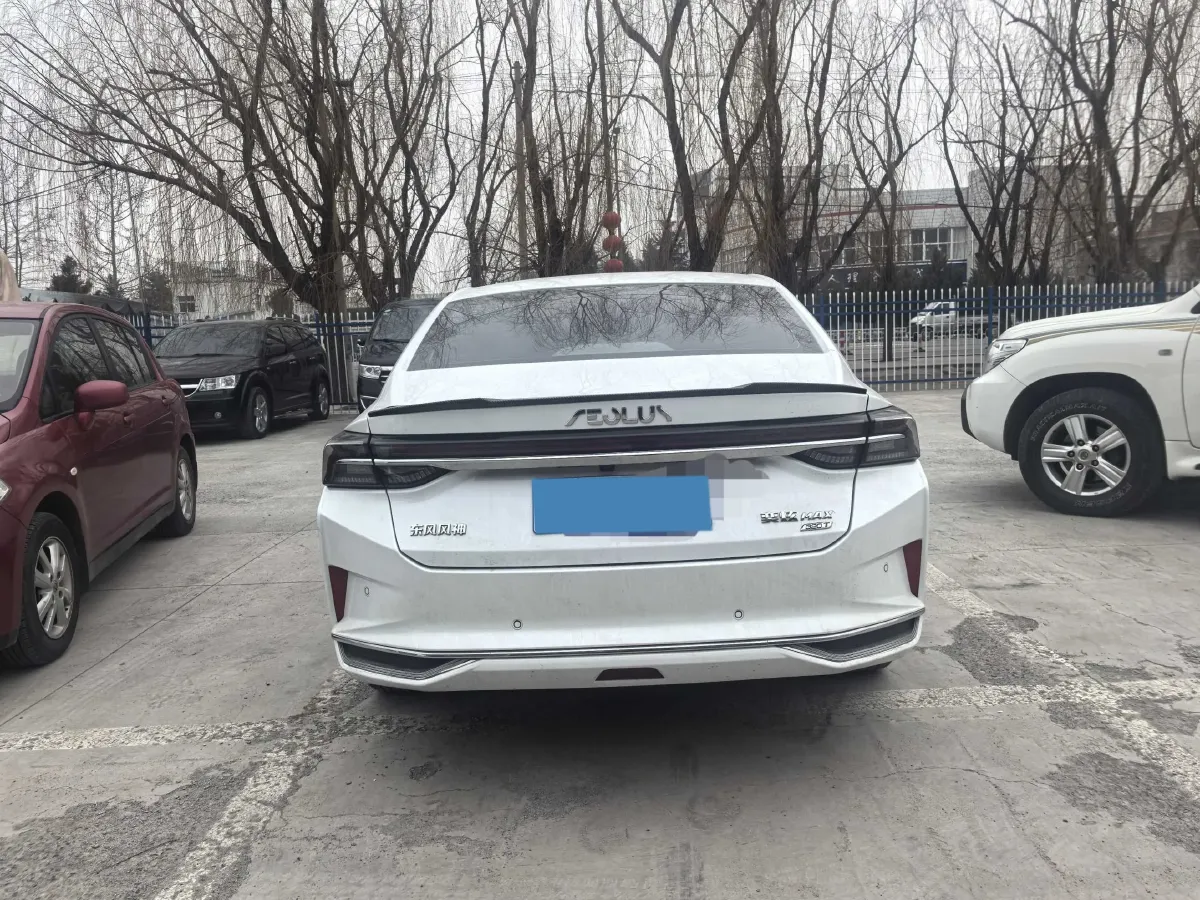 2021 DongFeng Aeolus YiXuan MAX 1.5T 190HP L4 7DCT,autocango,china used car exporter,china ev exporter,chinese used car exporter,chinese used ev exporter