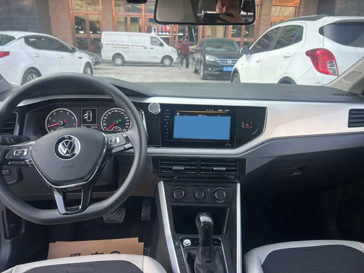 2021 Haval H6 1.5T 169HP L4 7DCT,autocango,china used car exporter,china ev exporter,chinese used car exporter,chinese used ev exporter