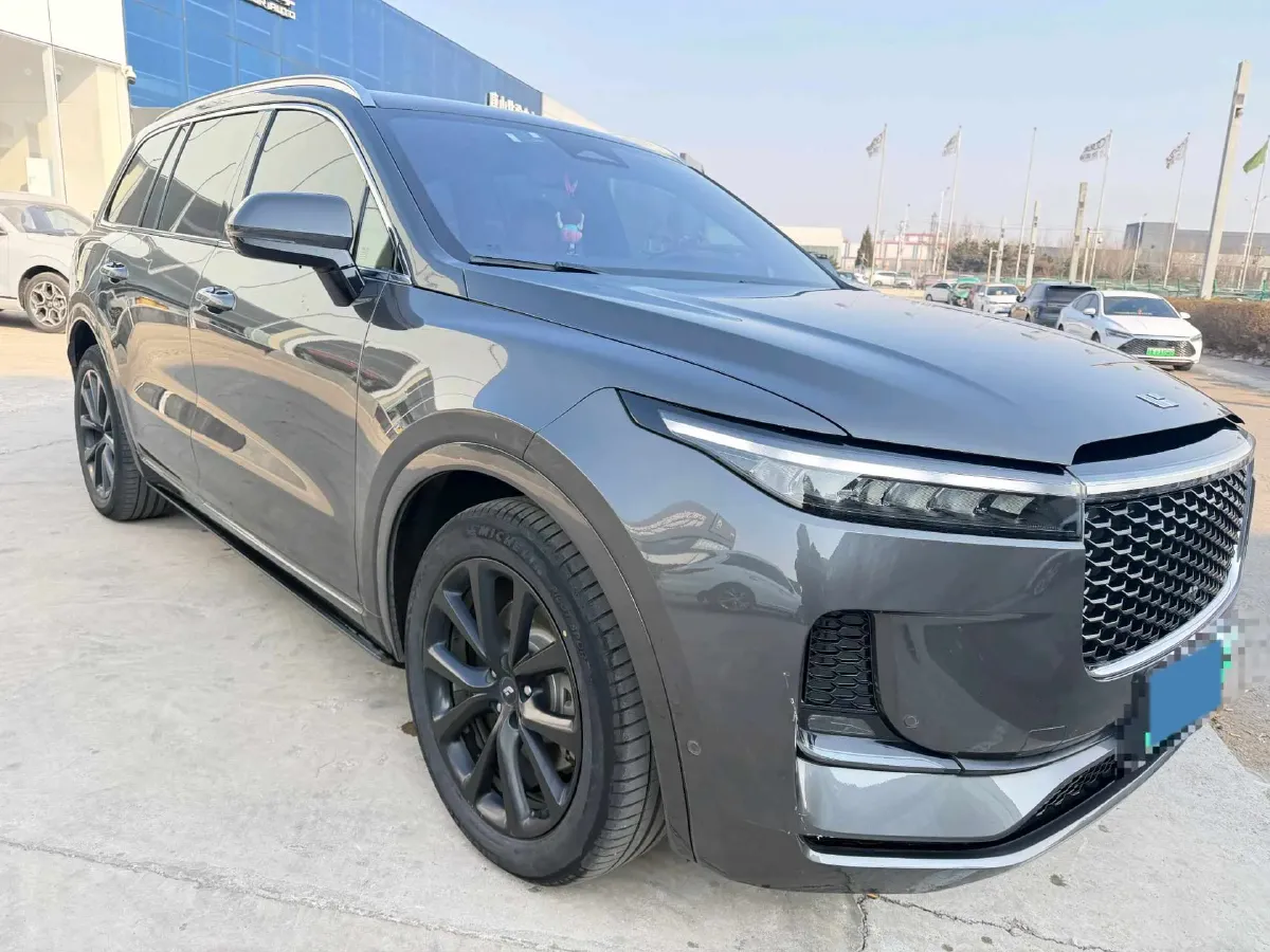 2021 Li ONE Range Extended 131HP REEV 40.5KWH,autocango,china used car exporter,china ev exporter,chinese used car exporter,chinese used ev exporter
